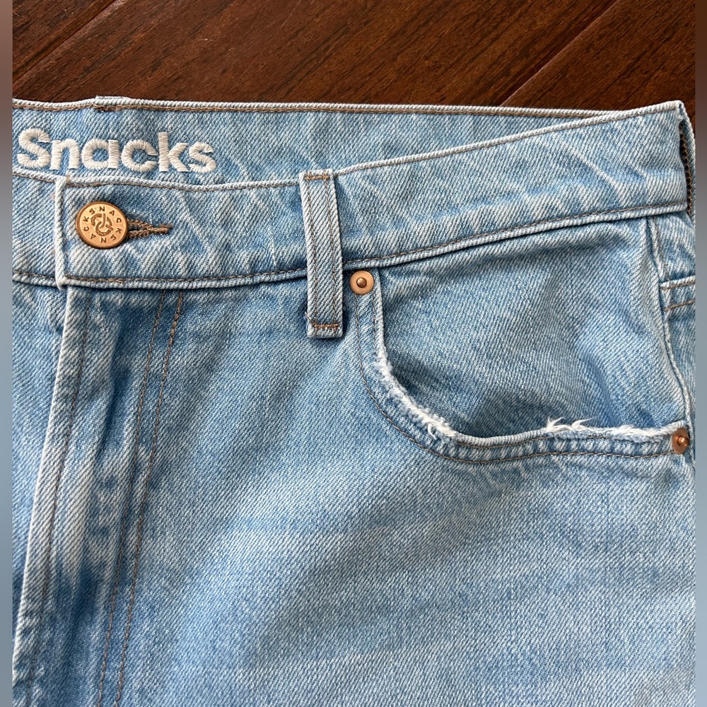 MOTHER SNACKS! The Fun Dip Puddle Jeans 
Lots Of Nibbles
Size 30 
EXCELLENT - Picture 5 of 13